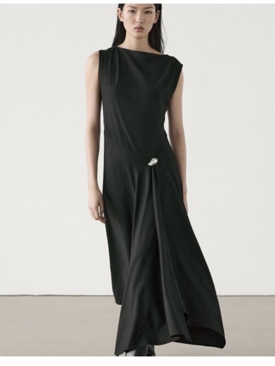 Massimo Dutti Dresses & Skirts - Massimo Dutti Black Sleeveless Draped Maxi Dress, size M
